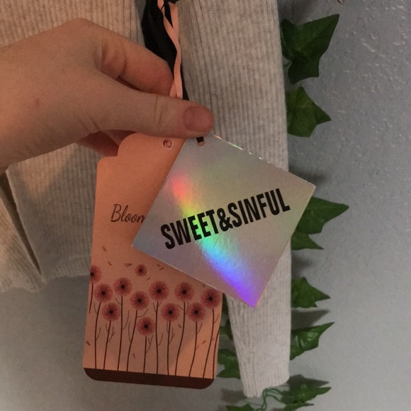 Sweater top - Picture 2 of 2